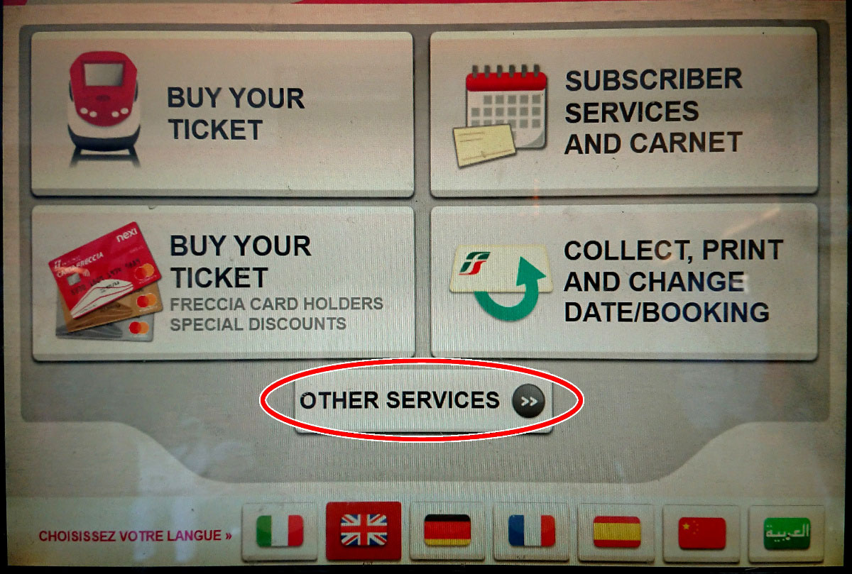 券売機の画面から「OTHER SERVICES」を選択（機械は英語対応です。イタリア語でもボタンの位置は同じ）