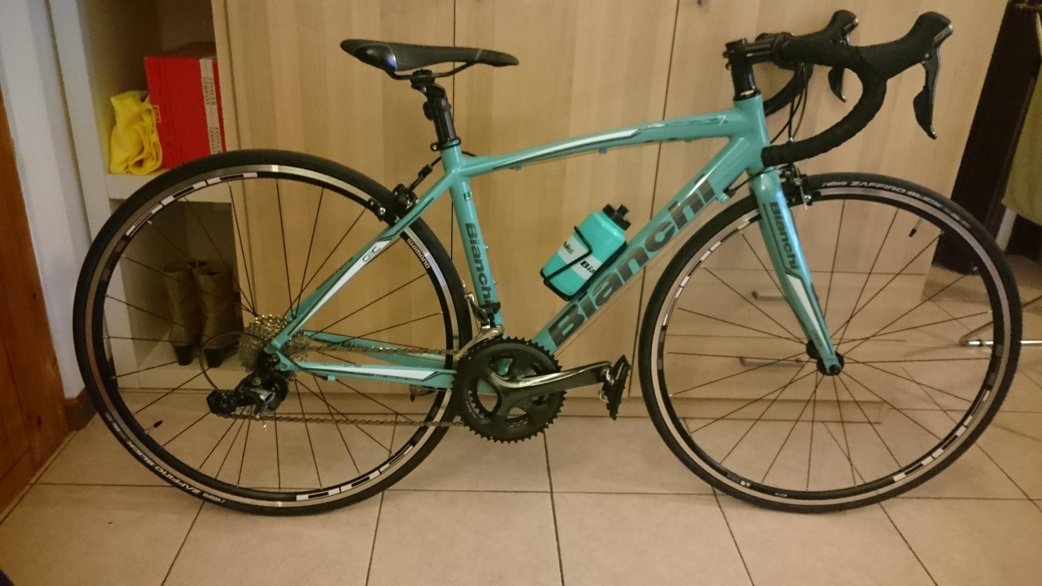 Bianchi Via Nirone 7 ミーハーが高じ、ジロに背中を押されてお迎え