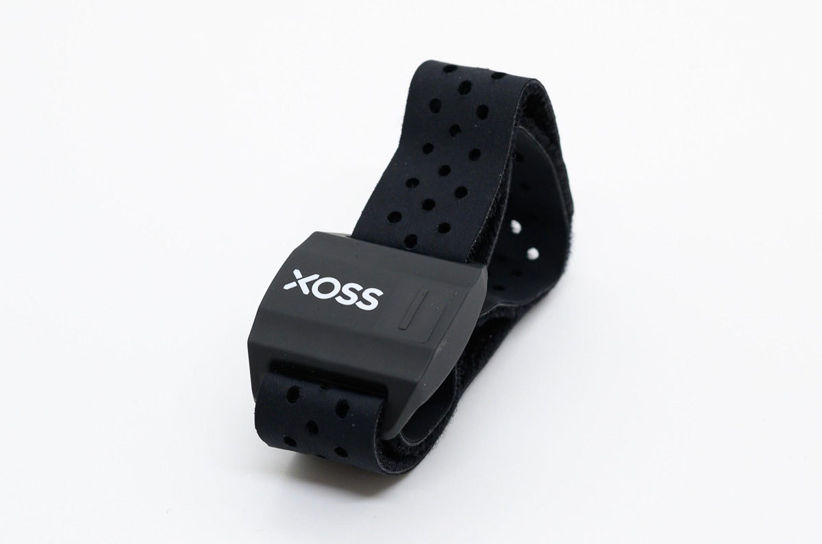 XOSSアームバンドハートレートモニター