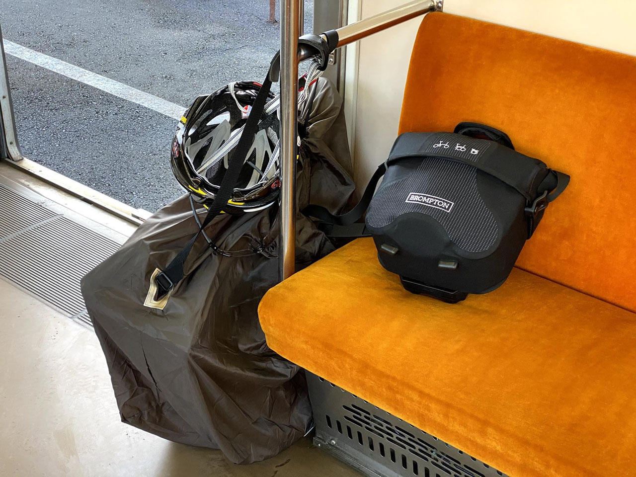 BROMPTON mini O bag 専用カメラインナー付 - アクセサリー