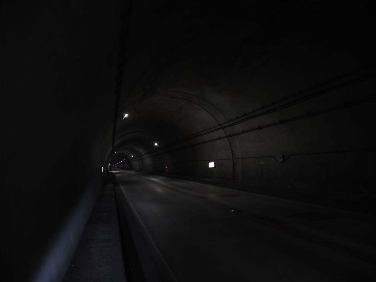 大峰トンネル