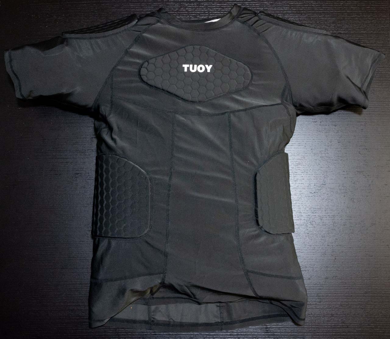DGYAO スポーツウェア インナープロテクター シャツ 胸部